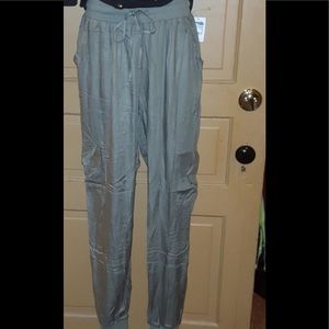 Nwt Charlotte Russe brand size small cloth jogger